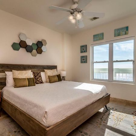 Sea Deuce By The Ocean Apartment Galveston Exterior photo