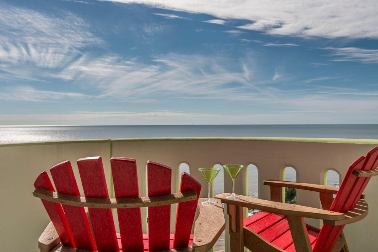 Sea Deuce By The Ocean Apartment Galveston Exterior photo
